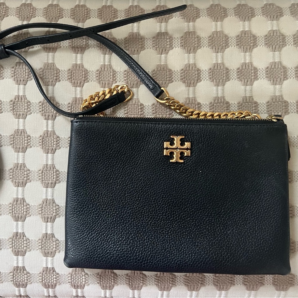 Black Tory Burch Crossbody Bag with Gold Chain